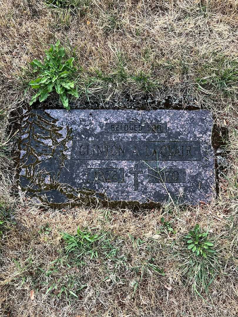 Clinton Arthur LaClair's grave. Photo 1
