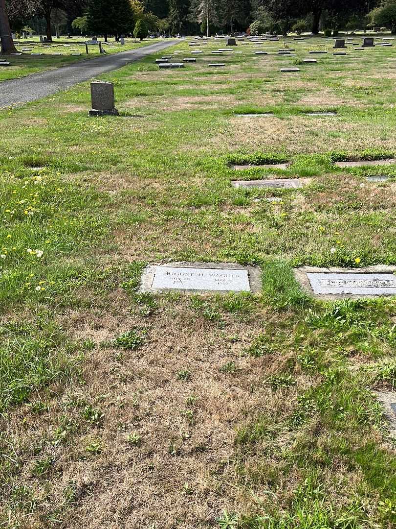 August Herman Wagner's grave. Photo 2
