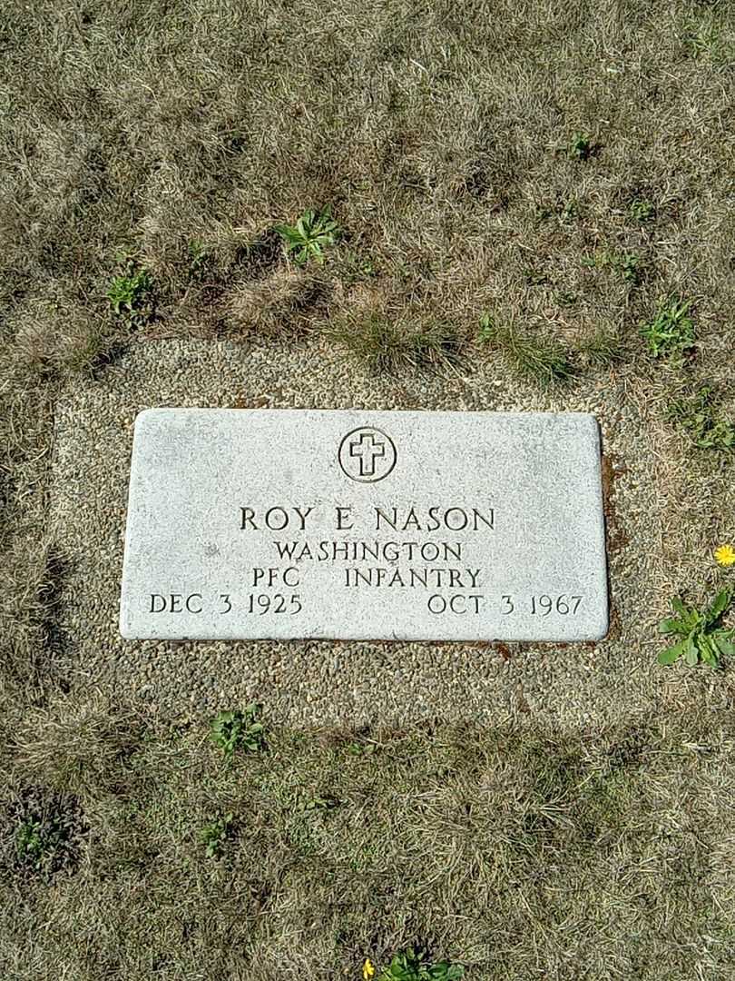 Roy E. Nason's grave. Photo 1