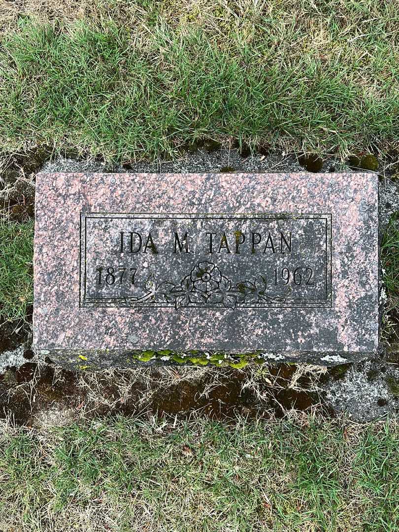 Ida M. Tappan's grave. Photo 1