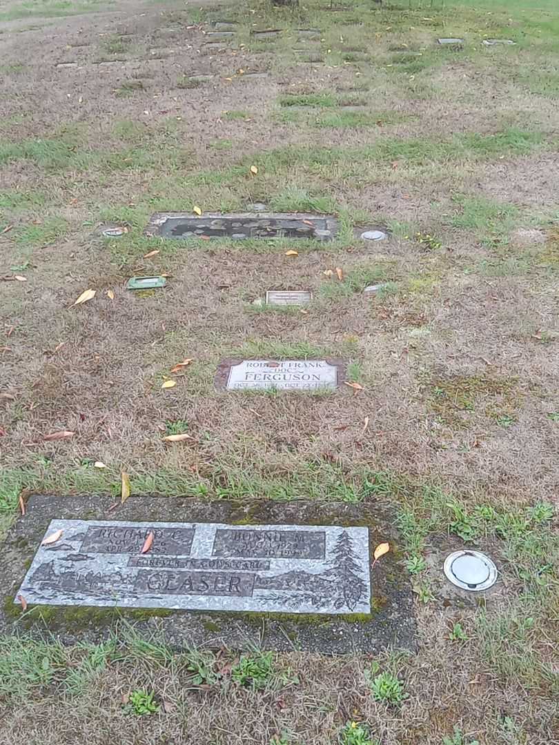 Augusta May Bacon's grave. Photo 2