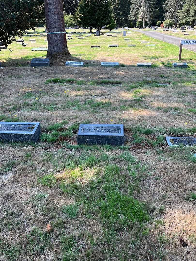 J. Harden Nance's grave. Photo 2