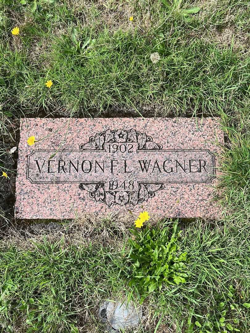 Vernon Ferdinand Leopold Wagner's grave. Photo 1