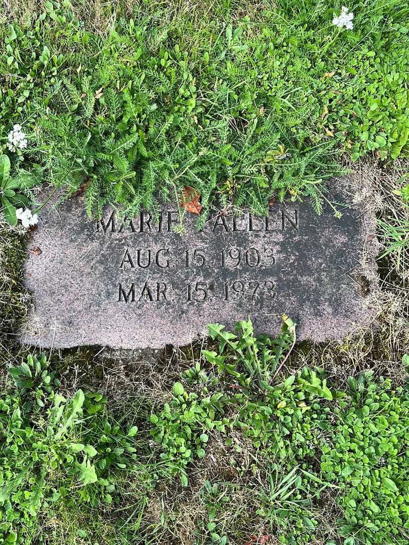 Marie Pallen's grave. Photo 1