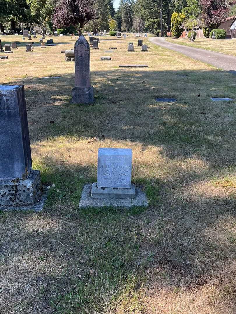 Ethel V. Saeger's grave. Photo 2