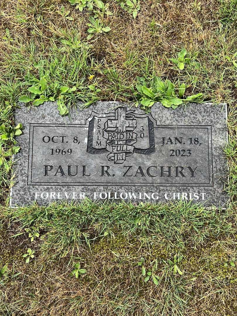 Paul R. Zachry's grave. Photo 1