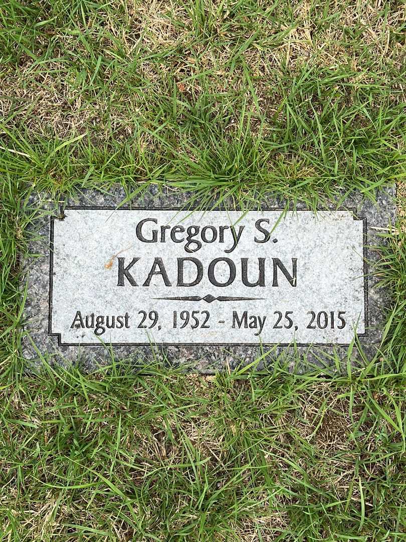 Alfred Ernest Kadoun's grave. Photo 1