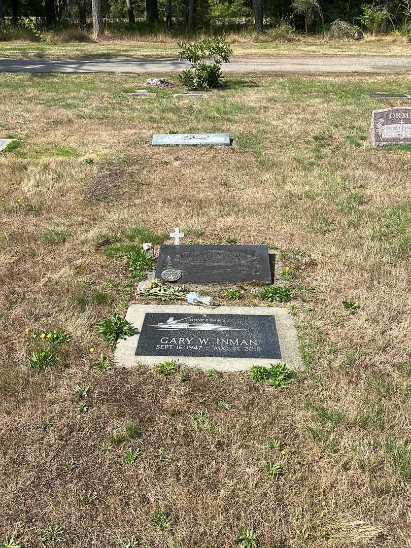 Gary W. Inman's grave. Photo 2