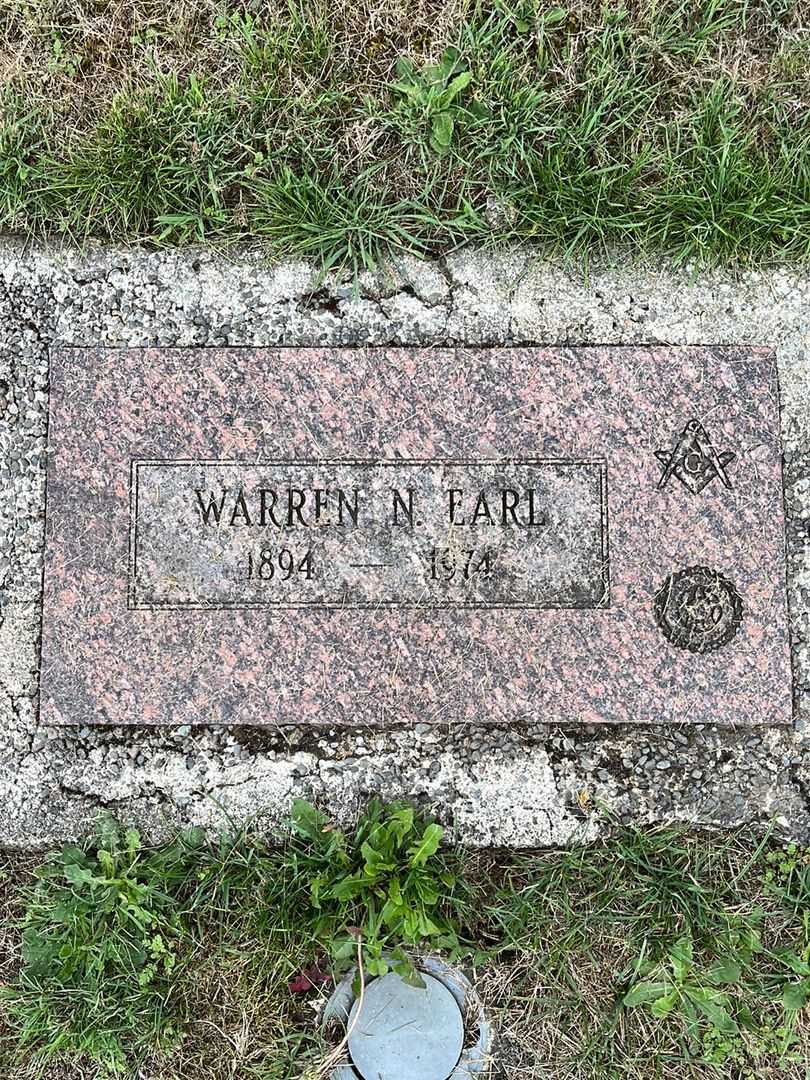 Phyllis "Nana" Earl Tembreull's grave. Photo 1