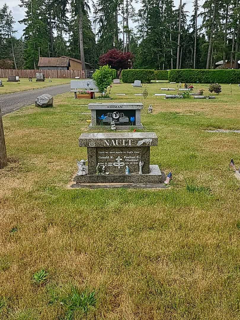 Gerald R. Nault's grave. Photo 2