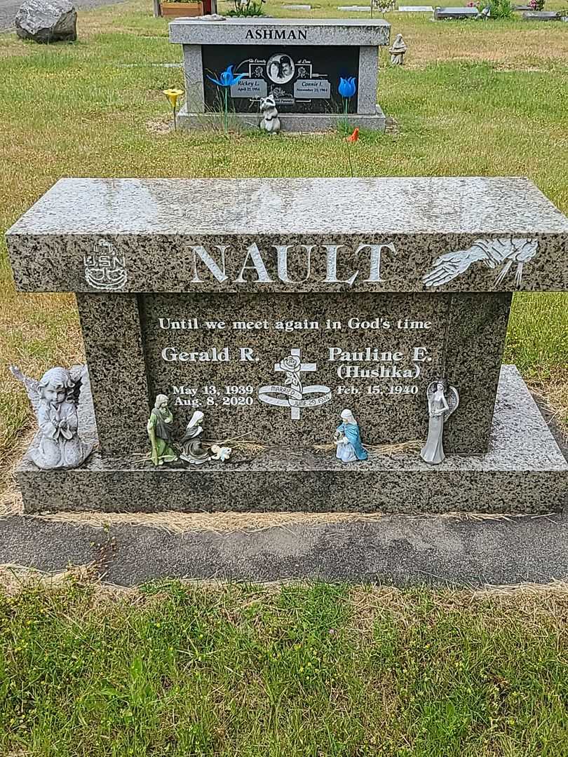 Gerald R. Nault's grave. Photo 1