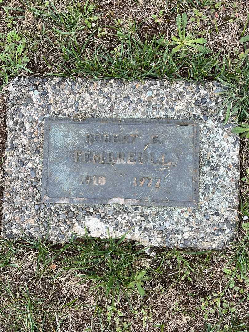 Phyllis "Nana" Earl Tembreull's grave. Photo 4