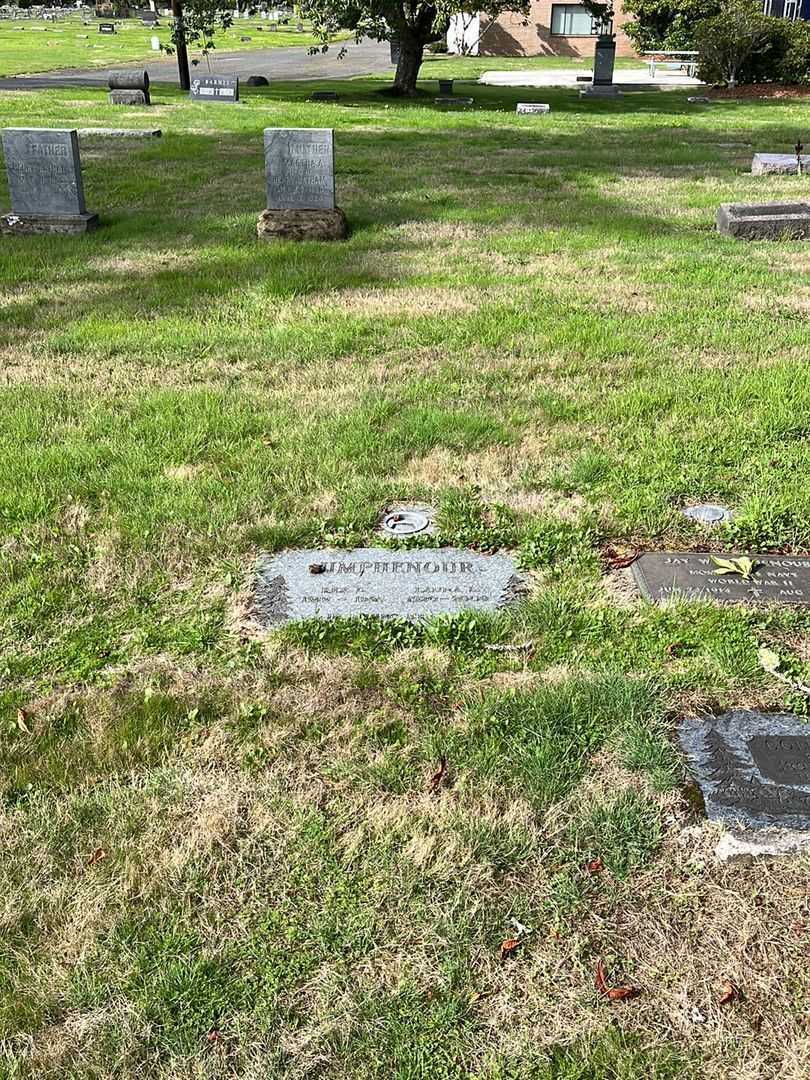 Rex D. Umphenour's grave. Photo 2
