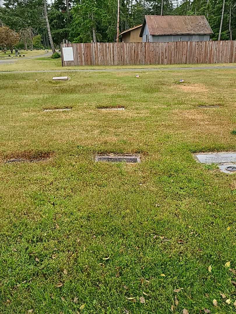 Marshall W. Kafferlin's grave. Photo 2