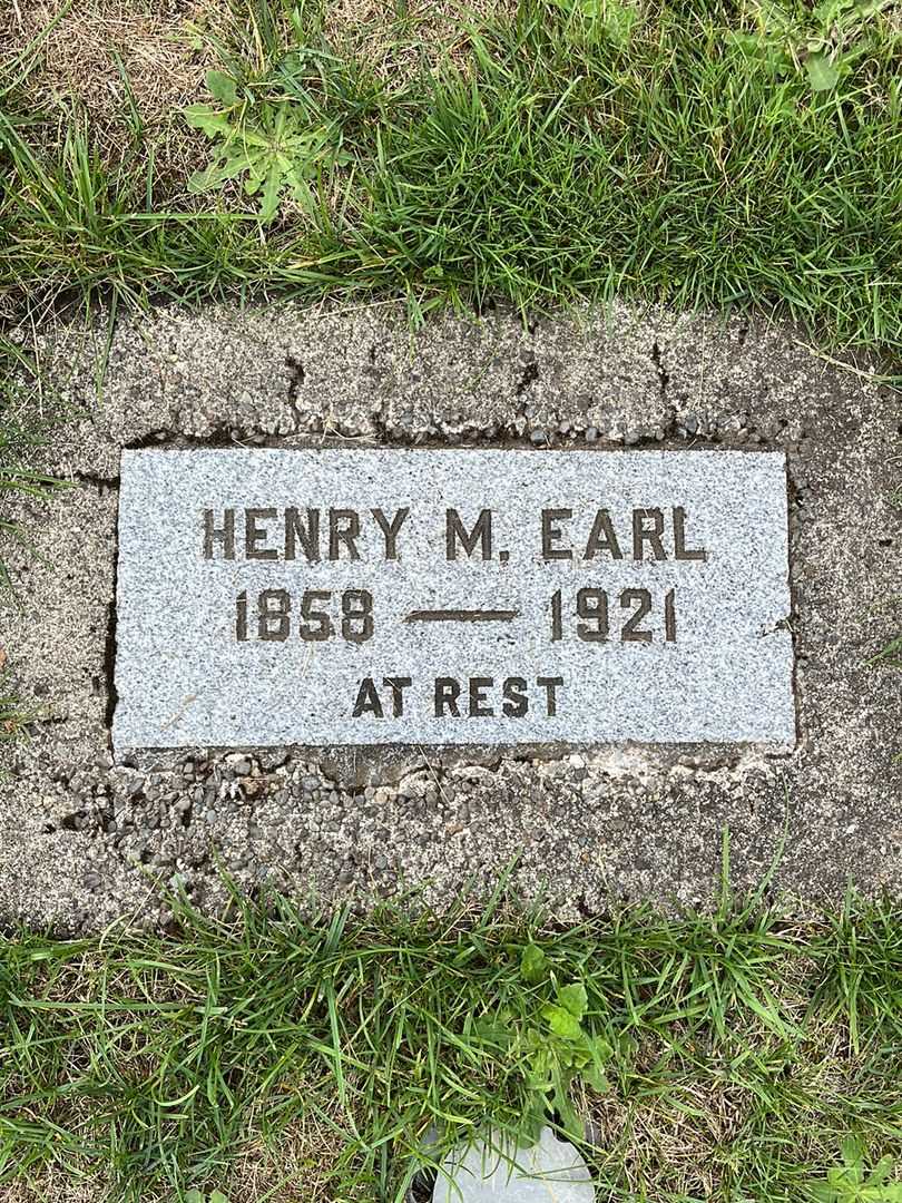 Henry M. Earl's grave. Photo 3