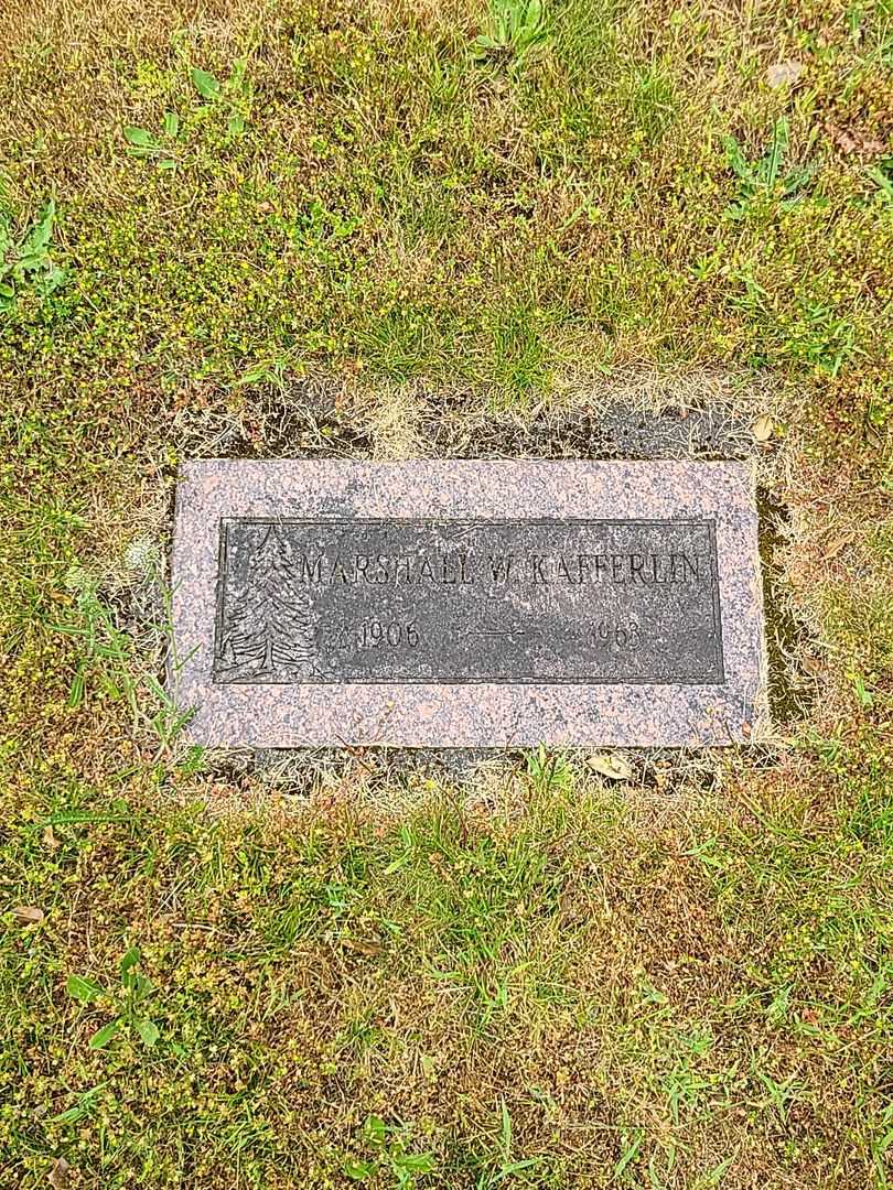 Marshall W. Kafferlin's grave. Photo 1