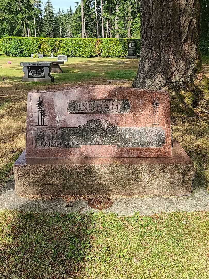 Joseph W. Ingham Junior's grave. Photo 1