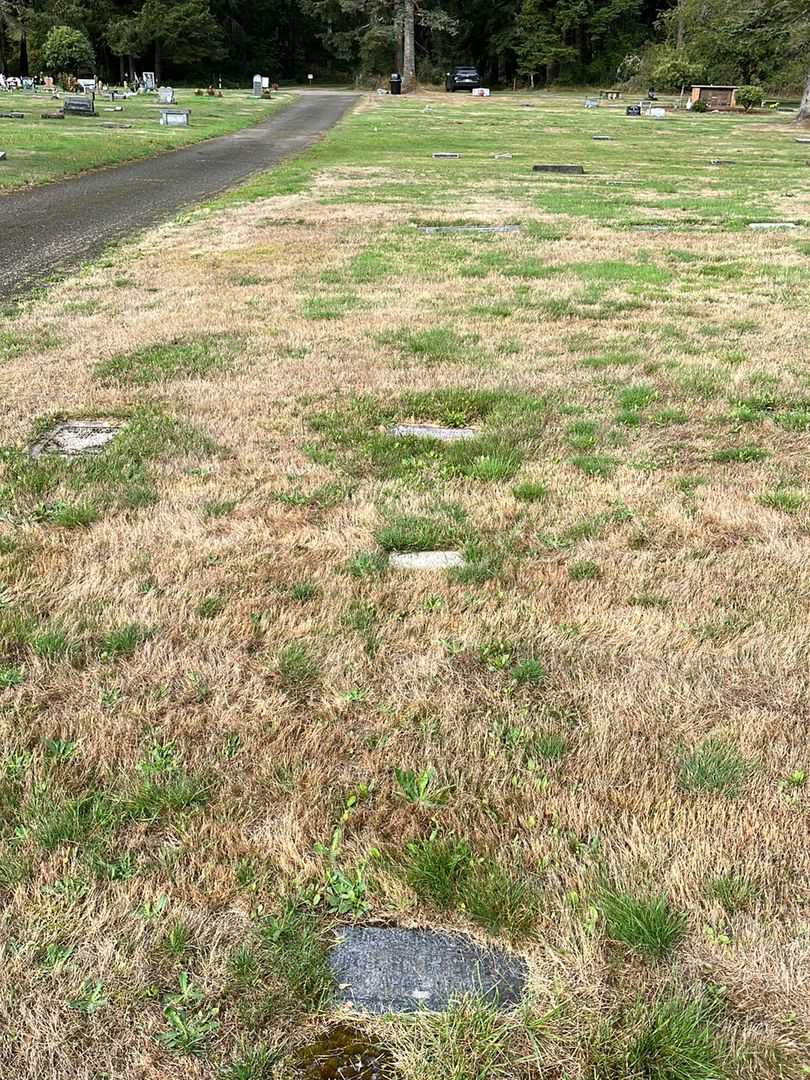 Kelley Baby's grave. Photo 2