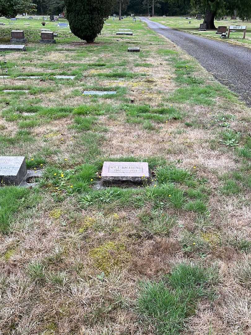 William E. Backlund's grave. Photo 2