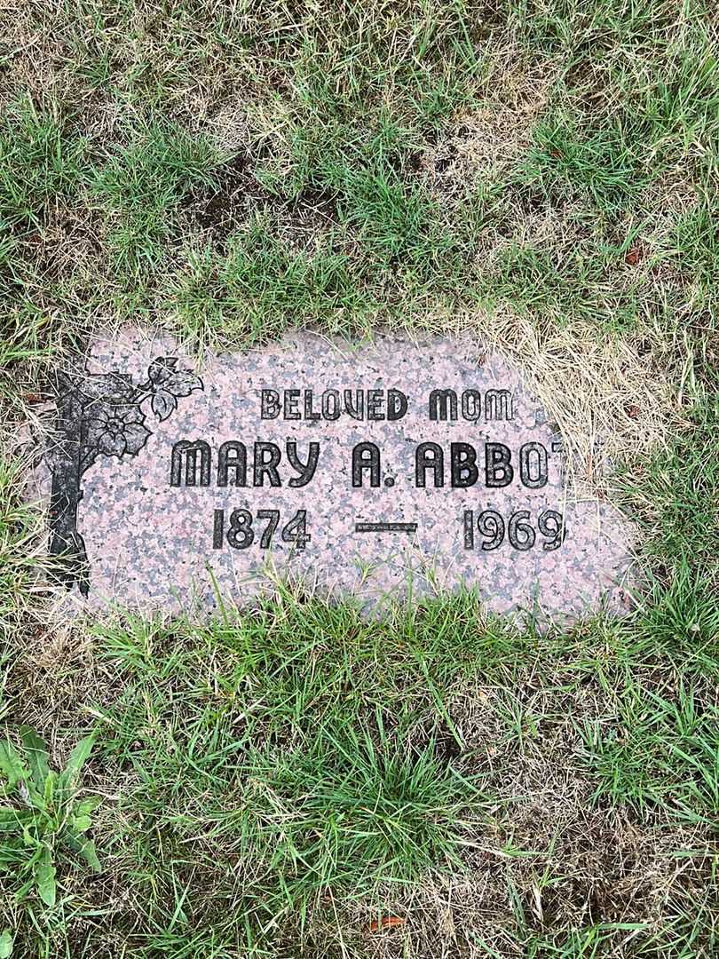 Mary Ann Abbott's grave. Photo 1