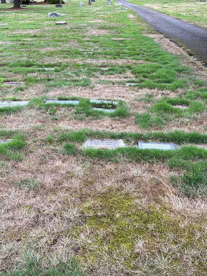 Jeffery R. "Jeff" Wade's grave. Photo 2