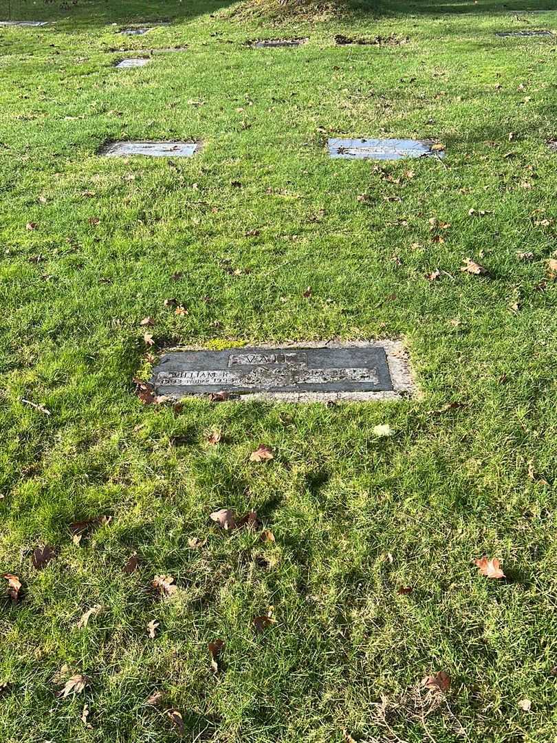 William Royce Vail's grave. Photo 2
