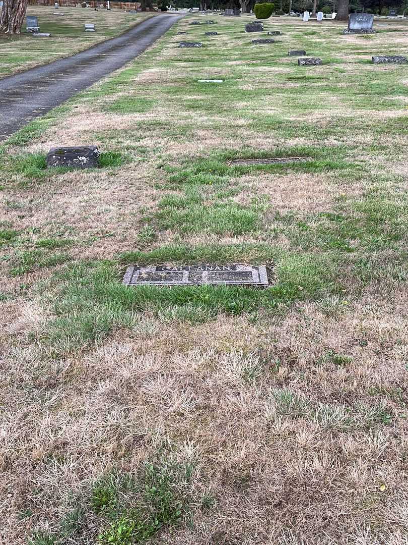 Leonore Dorothy Callanan's grave. Photo 2