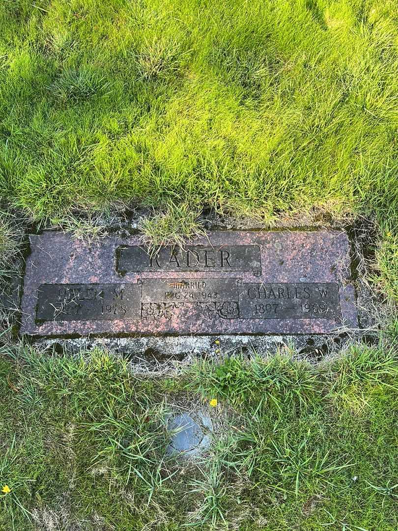 Helen M. Rader's grave. Photo 1