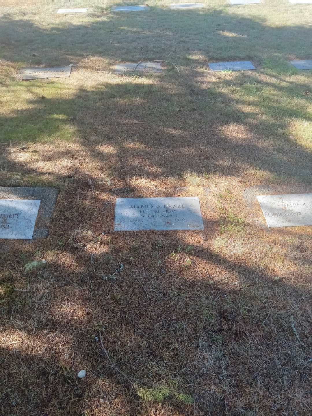 Marius A. Kaare's grave. Photo 2