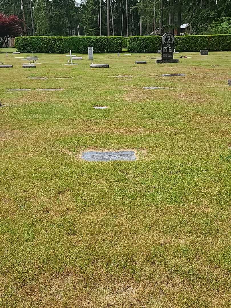 Loretta LaBerge's grave. Photo 2