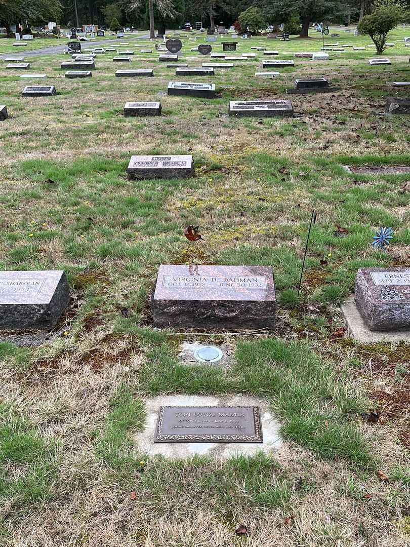 Virginia D. Dahman's grave. Photo 2