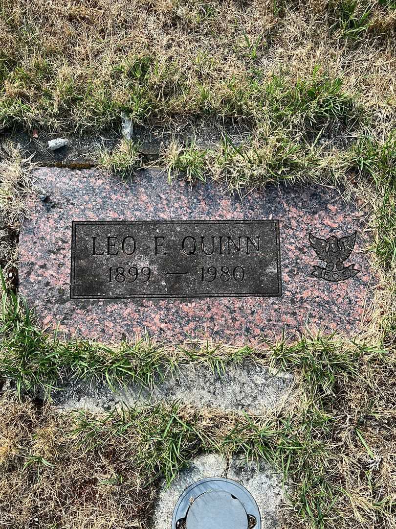 Leo F. Quinn's grave. Photo 1