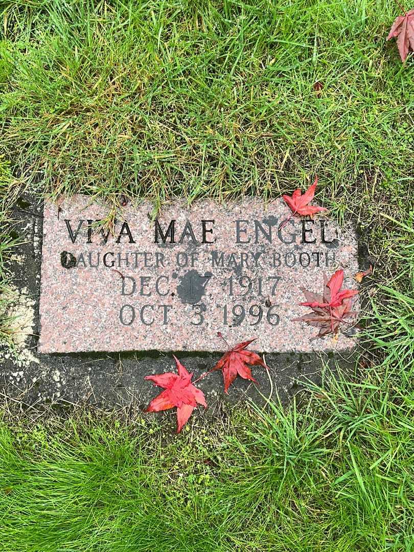 Russell Painter's grave. Photo 4