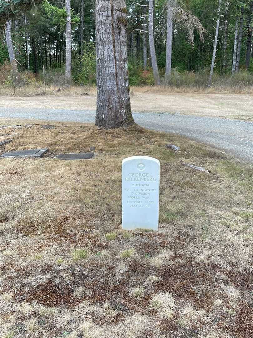 George L. Falkenberg's grave. Photo 2