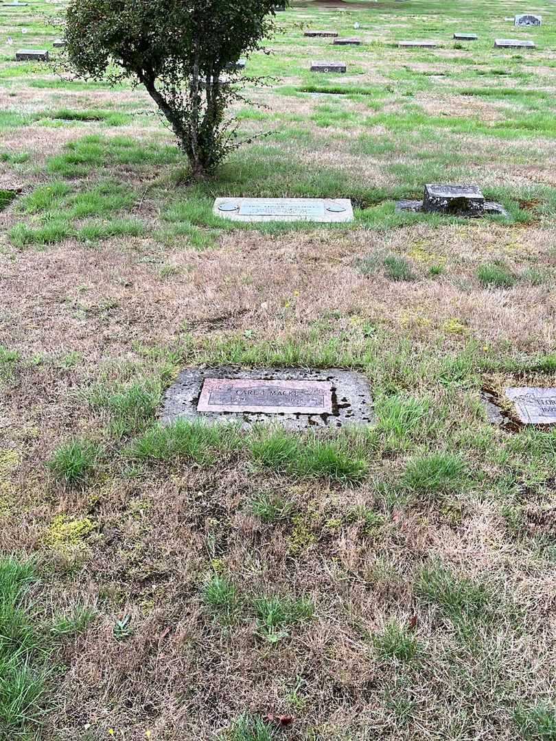 Carl Joseph Macke's grave. Photo 2