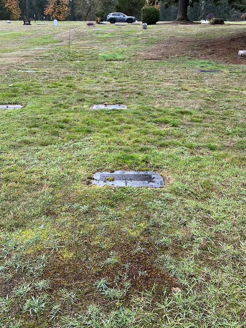 Matthew Richard Yates's grave. Photo 2