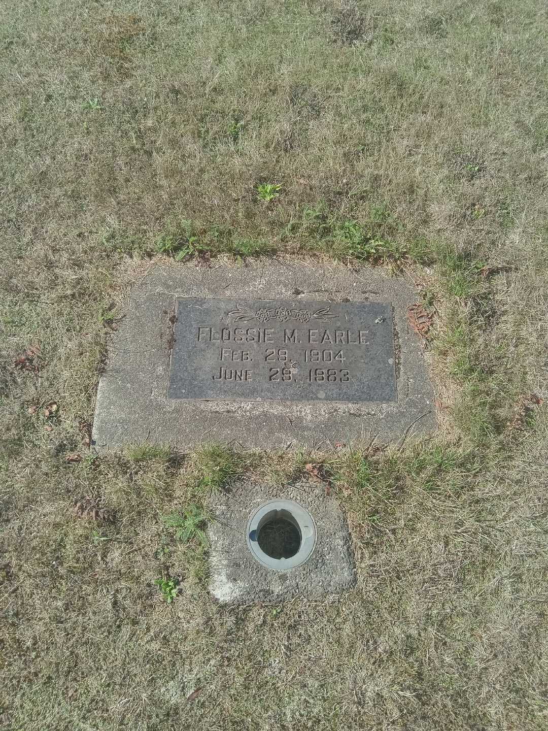 Flossie M. Earle's grave. Photo 1