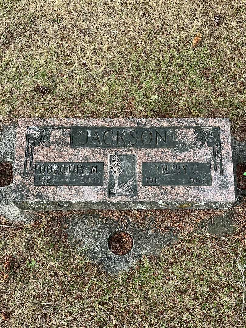 Emery C. Jackson's grave. Photo 1