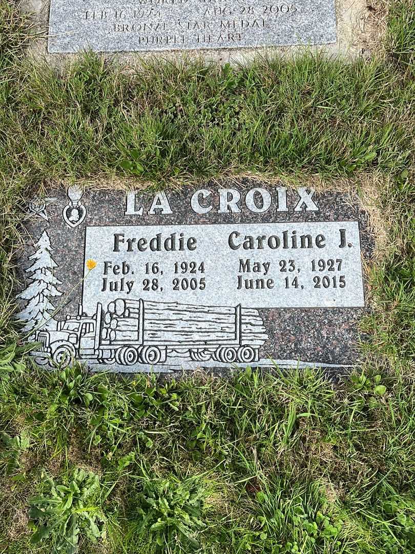 Freddie La Croix's grave. Photo 4