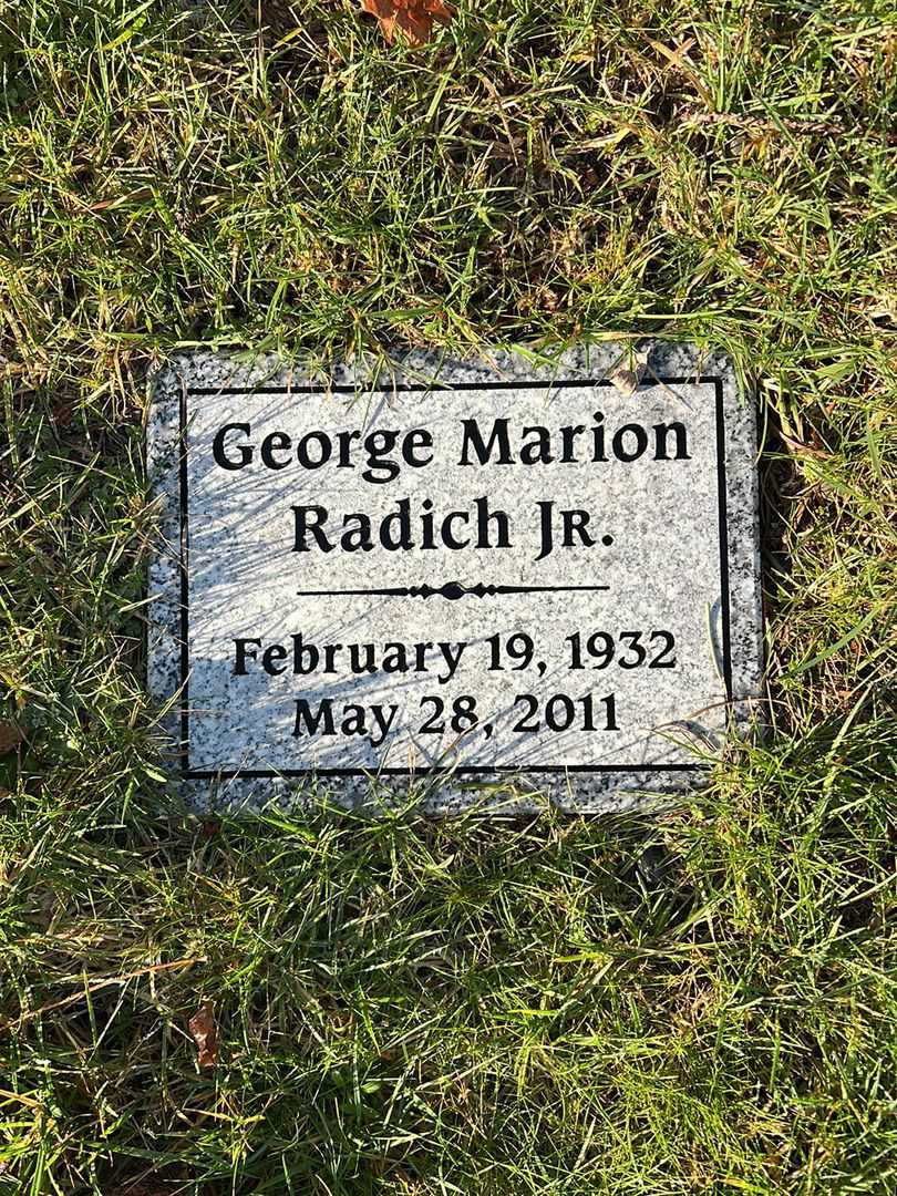 George Marion Radich Junior's grave. Photo 4