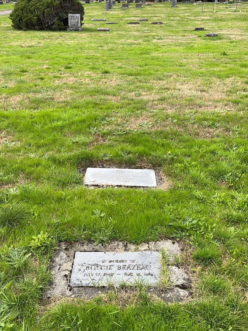 Merchant Kelsey Tanner's grave. Photo 2