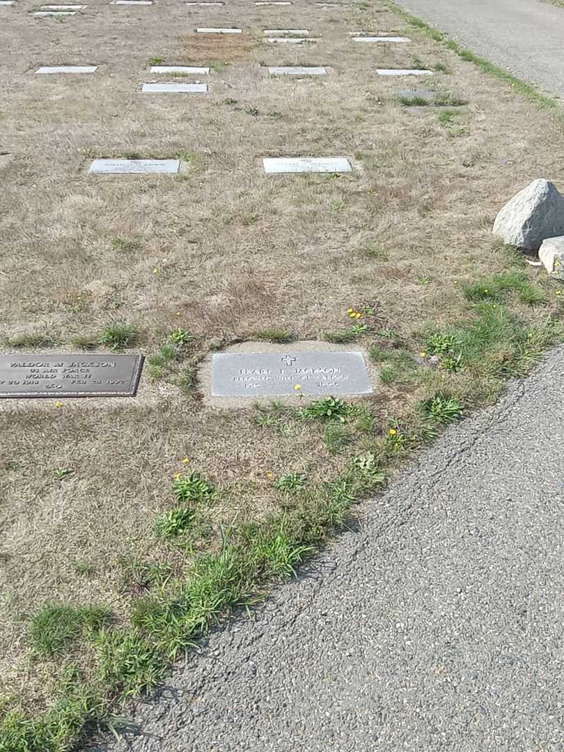 Pearl L. Jackson's grave. Photo 2