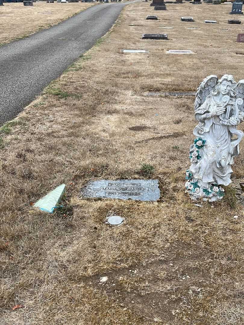 Marie A. Calder's grave. Photo 2